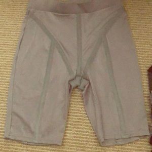 Grey fashion move biker shorts
